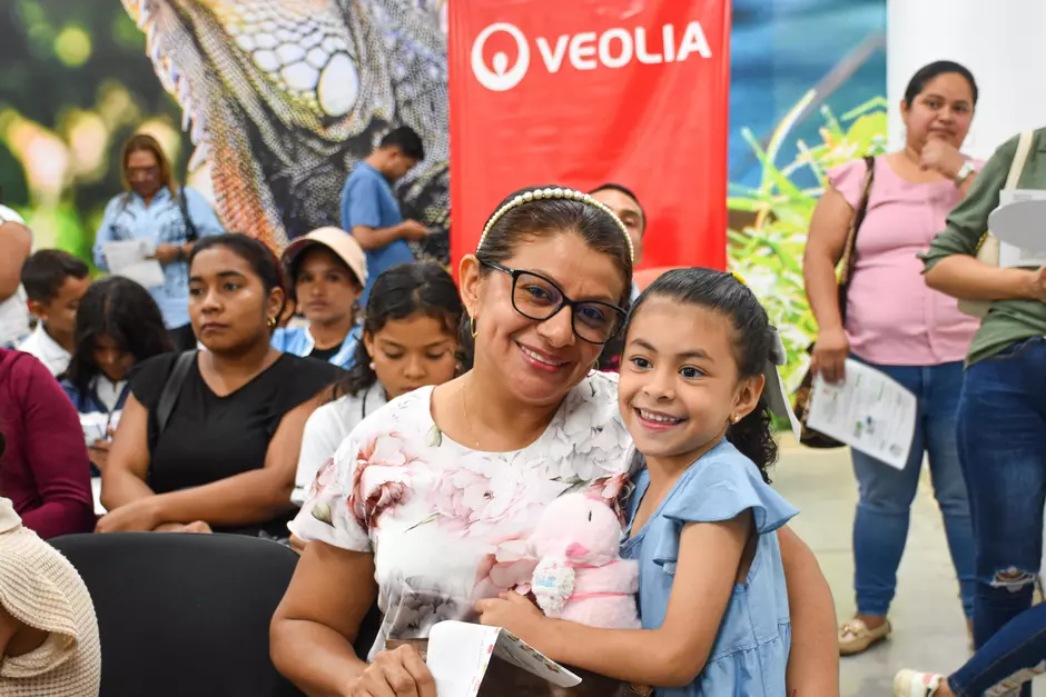 Veolia presenta la edición 2025 del concurso Alrededor de Iberoamérica, enfocada en la descarbonización 2